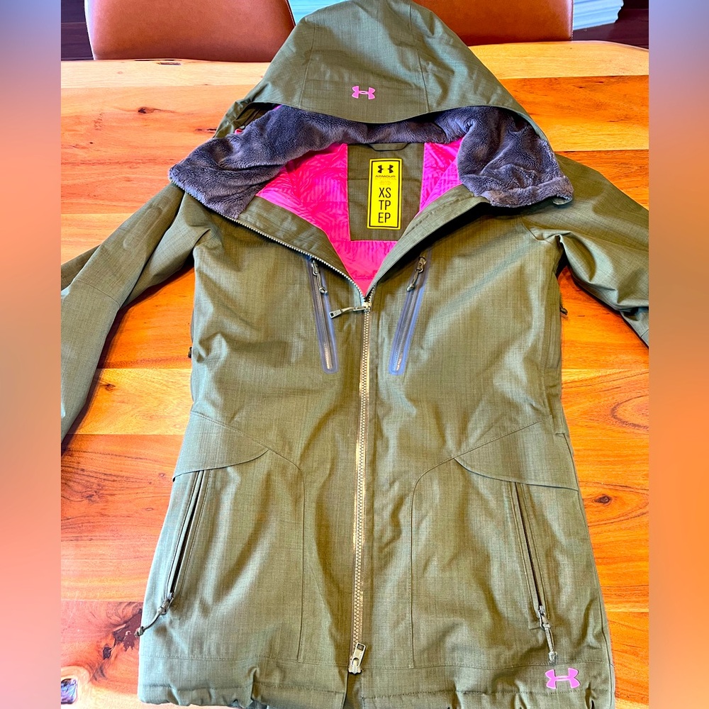 Women’s Under Armour winter jacket